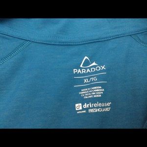 Paradox turquoise long sleeve dry release workout shirt